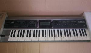 Teclado Roland Gw7 + Amp Casi Nuevos En Su Caja 15jul17