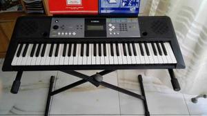 Teclado Yamaha Psr E322 Como Nuevo! Trae Adaptador Y Base