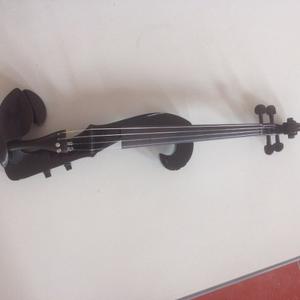 Violin Electrico Stagg, Con Su Estuche Y Amplificador