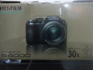 Camara Fujifilm Semi-profesional 14 Megapixeles