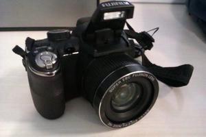 Camara Semi Fujifilm Finepix S