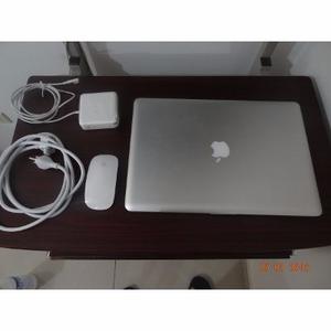 Macbook Pro (15-inch, Mid )i7 4gb De Ram Disco 500g