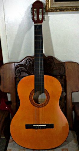 Guitarra D' Catala, Acústica Clásica, De Usa. 100%