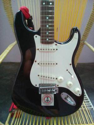 Guitarra Eléctrica Fender Squier