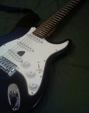 Squier Bullet Stratocaster Negra Vendo Remató