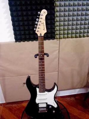 Guitarra Yamaha Pacifica 112v