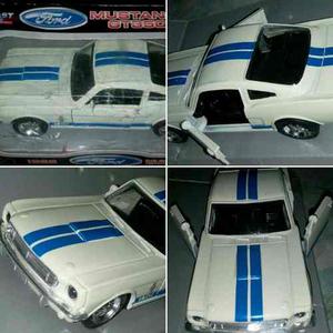 Ford Mustang Gt Escala 1/32