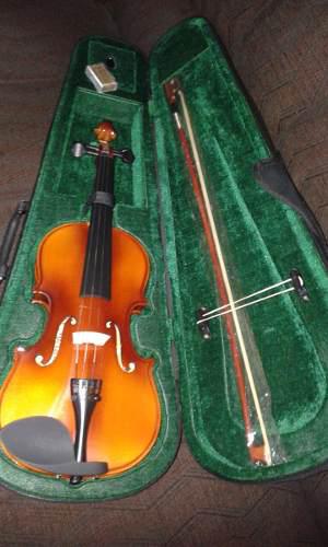 Violín 3/4 Maxtone. Nuevo. Incluye Arco Y Perrubia.