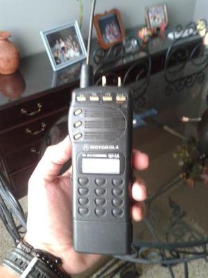 Radio Transmisor Motorola Portatil Gp68 Banda Uhf