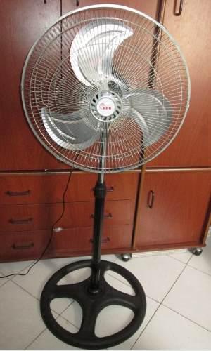 Ventilador De Pedestal 18 Con Aspa Y Parrilla Metálica