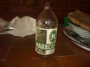Antigua Botella Maracay Logo Verde