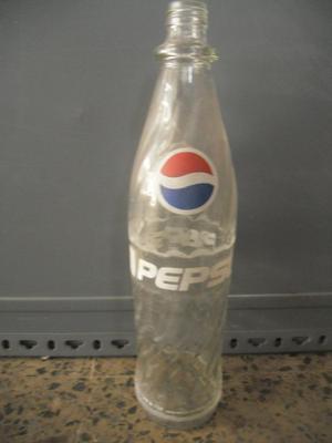 Botella Retornable De 1 Litro Pepsi Tapa Tipo Rosca.