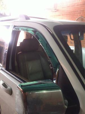 Deflector De Ventana Crom Ford Explorer  Up