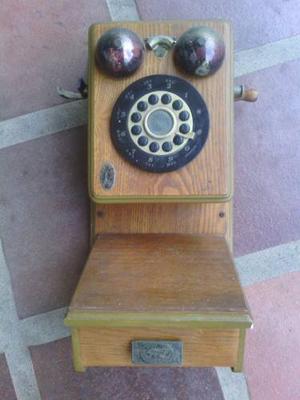 Telefono Antiguo Que Aparece En Novela La Inolvidable