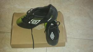 Guayos O Tacos Umbro Gt