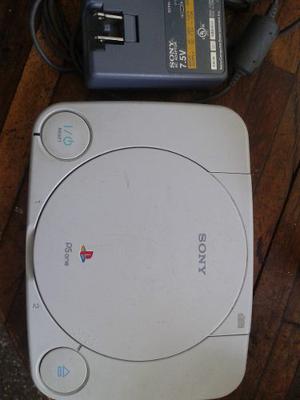 Playstation 1 (funcional) Leer Descripcion