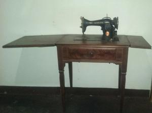 Máquina De Coser Singer