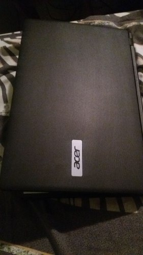 Laptop Acer E15 Star