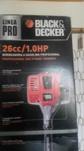 Desmalezadora Black Decker 26 Cc 1 H.p  Rpm Profes.