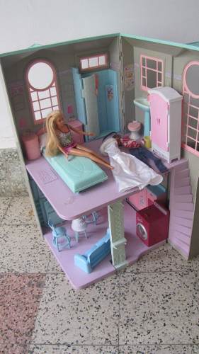 Casa De Barbie Con Accesorios