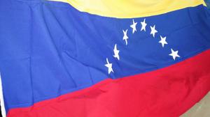 Bandera De Venezuela 2,10 X 1,60 Con Escudo