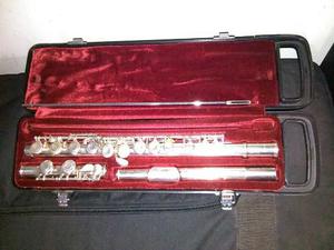 Vendo Flauta Transversa Yamaha Yfl 211s