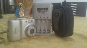 Combo Camara + Maxcell Battery Charger+ Forro