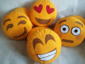 Cojines Emojis Varios De Whatsapp