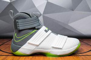 Exclusivos Lebron Soldier 10