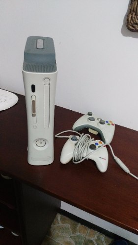 Xbox 360 Chipeado + 2 Memorias + 2 Controles + Juegos