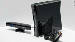 Xbox 360 Slim 4 Gb + Kinect + 1 Control + 1 Juego De Kinect