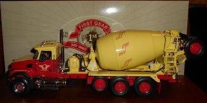 Camion Mixer Mezclador Mack A Escala 1/34