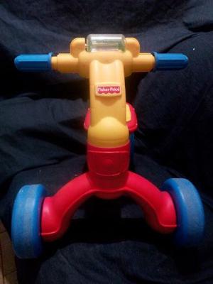 Triciclo Fisher Price