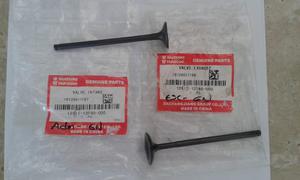 Valvulas De Admision Y Escape De Gn 125 Original Suzuki 100%