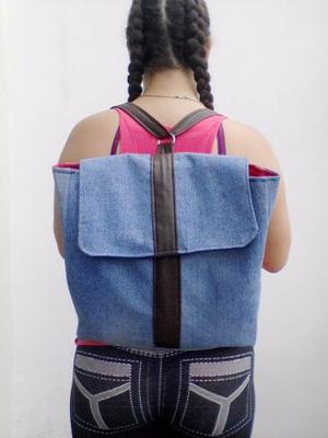 Bolsos Y Loncheras De Blue Jeans Y Semi Cuero