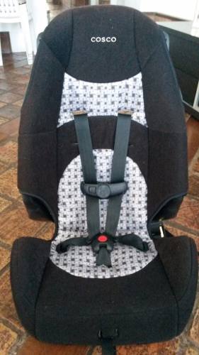 Silla De Carro Para Bebe. Marca Cosco. Como Nueva.