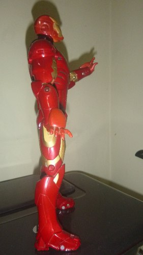Marvel Iron Man Figura Accion Con Luz Y Sonido 12 Hasbro