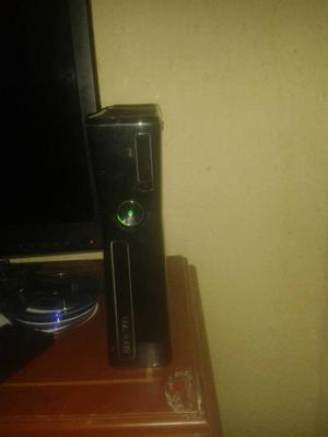 Vendo Xbox 360 Con Rgh Y Disco Duro De 320 Gb Y Juegos