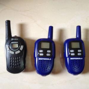 3 Radios Walkies Talkies Motorola Y Cobra