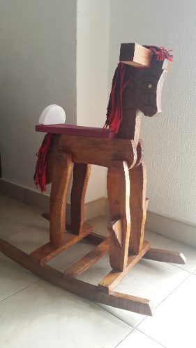 Caballo De Madera Mecedora