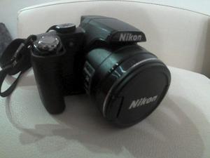 Cámara Nikon Coolplix P90 Semi Profesional