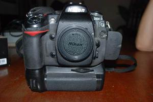 Nikon D300 Con Disparador Vertical