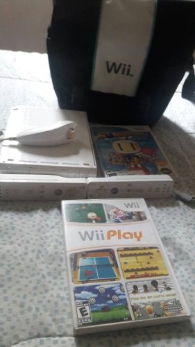 Wii Con Controles Y Guitarra. Usado En Exelente Estado