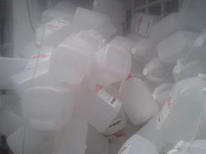 Envases De 4 Litros De Plastico Reciclados