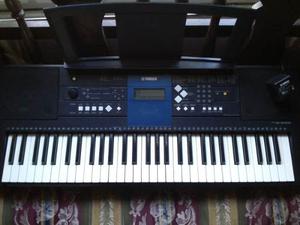 Teclado Yamaha Psr-e333 Con Su Adaptador Y Forro Protector