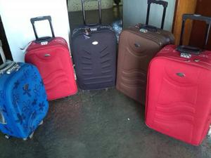 Maleta Mediana Viajera (capacidad 23kg) En Oferta