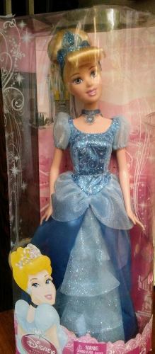 Muñeca Barbie Cenicienta. Linea Disney. Original Matell