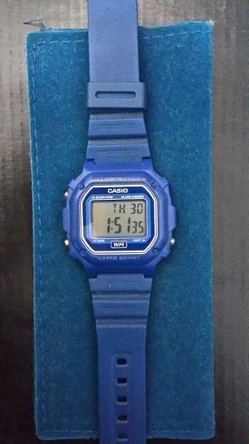 Reloj Casio G-shock Azul F108