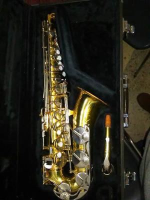 Saxofon Alto Yamaha Yas-23