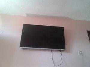 Televisor Smart Tv Toshiba De 40pulg Pantalla Rota